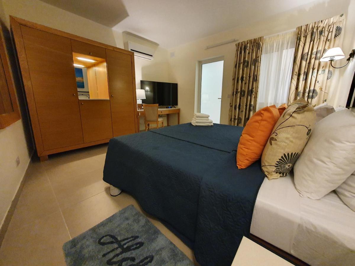 B&S Accommodation Penthouse 602 Ghaxaq Bagian luar foto